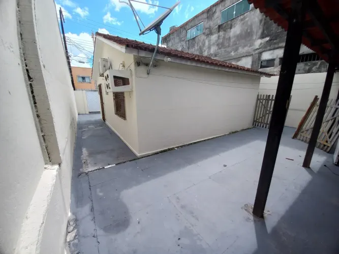 Vendo ou alugo casa no pq das palmeiras, flores excelente localização e desconto especial