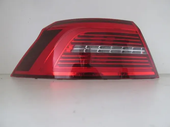 Lanterna Volkswagen Passat 2018 Led 19100960