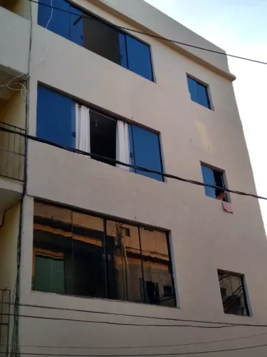 Alugo Ótimas Kitnets e Apts de 1 e 2 Qts no Recreio próximo ao BRT Salvador Allende!