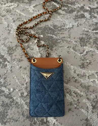 Porta celular e cartões schutz novo