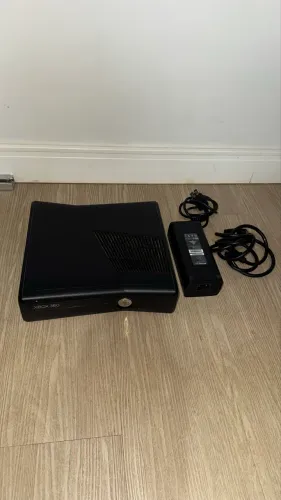 Xbox 360 + jogos