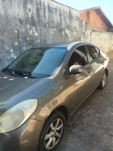 Nissan Versa SL 1.6 16V Flex Fuel 4P Mec. 2013