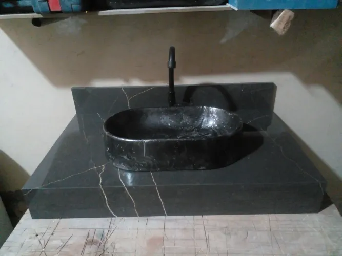 Nichos e bancadas em porcelanato