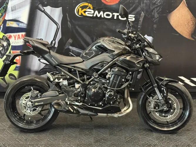 KAWASAKI Z 900