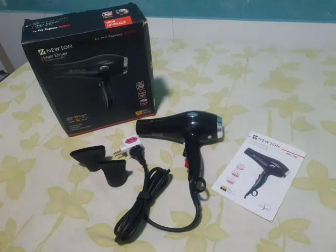 Secador de cabelo 3000 wat New ion - já está no menor preço