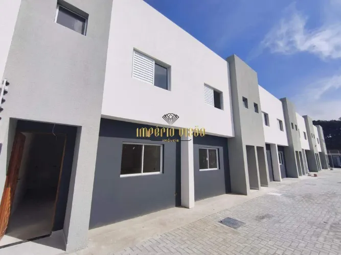 Sobrado Novo de condomínio a Venda com 2 Dormitórios na Vila Perreli - Poá/SP