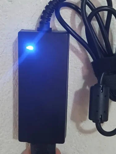 Carregador para Notebook.
