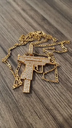 Corrente Banhada a Ouro 18K+ Pingente Uzi Cravejado de Zircônia Banhado a Ouro 18K