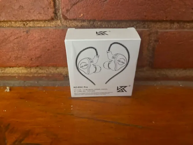 2 FONES KZ ÓTIMOS PARA JOGOS SEM DETALHES!!!