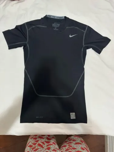 CAMISA COMPRESSÃO NIKE PRO