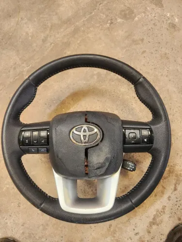Volante Hilux SW4 2021 22 23 (SEM AIRBAG)