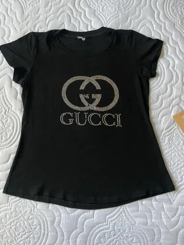 T-shirt feminina 