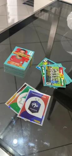 Vendo ou troco figurinhas da copa 2026