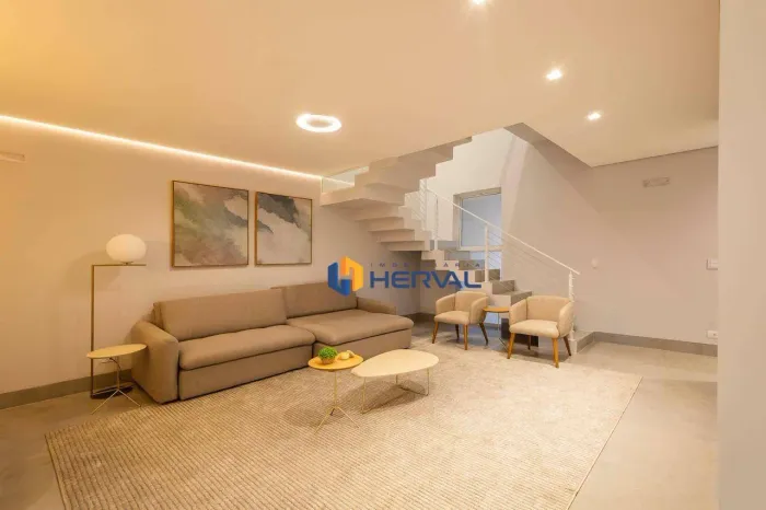 Sobrado com 3 quartos à venda, 202 m² por R$ 1.300.000 - Bom Jardim - Maringá/PR