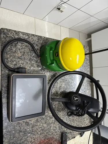 Vendo piloto GPS John Deere completo tudo original