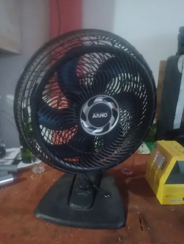 Ventilador Arno de mesa completo