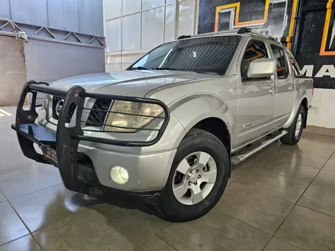 Nissan Frontier XE CD 4X4 2.5 TB Diesel 2012