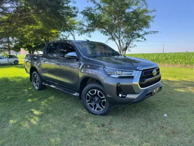 Toyota Hilux CD SRX 4X4 2.8 TDI 16V Diesel Aut. 2021