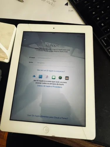 Ipad 2 - tem trincado na tela/ funcionando