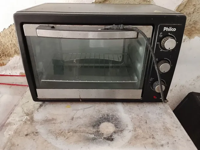 Forno eletrônico philco 38 litros funcionando perfeitamente ac cartão 