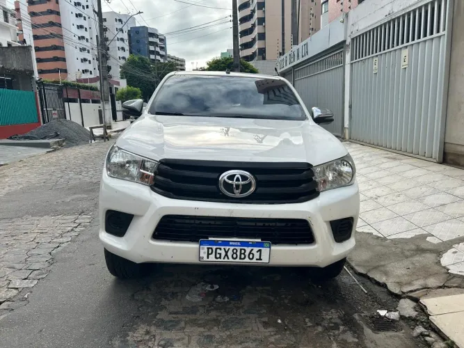 Toyota Hilux CD 4X4 2.8 Diesel Mec. 2020