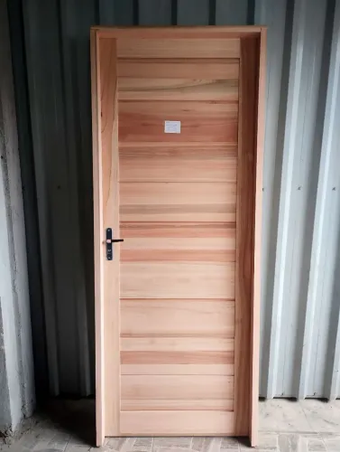 Portas de madeira