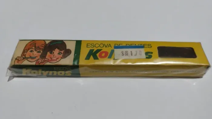 Escova de dentes antiga e rara da Kolynos promocional
