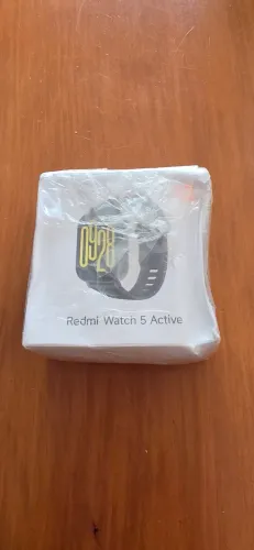 Redmi watch 5 active smartwatch preto lacrado na caixa. 