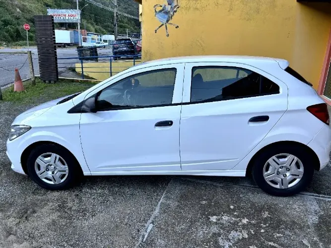 Chevrolet Onix JOY Hatch 1.0 8V Flex Mec. 4P 2018