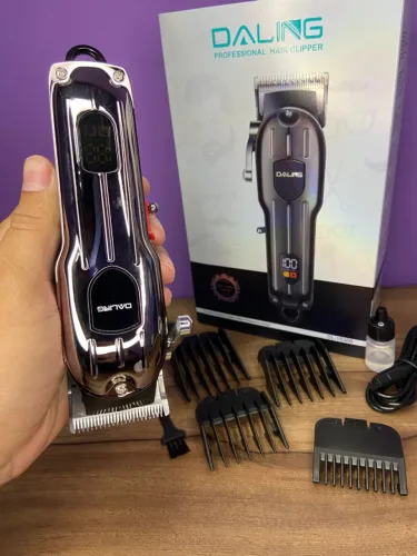 Máquina de Cortar Cabelo sem Fio Preta DL-1538B Daling