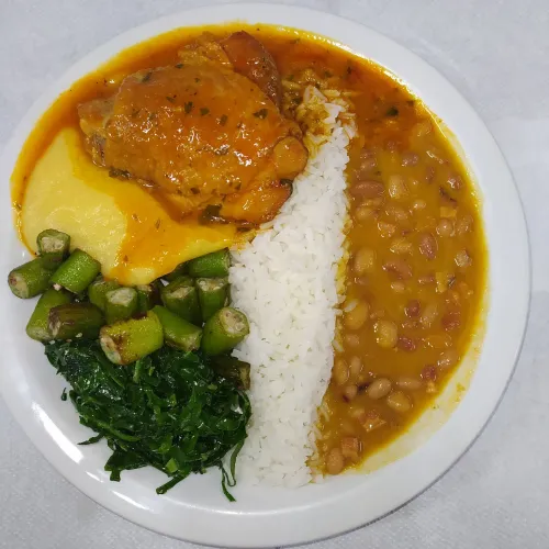 Vaga para Cozinheiro / Cozinheira