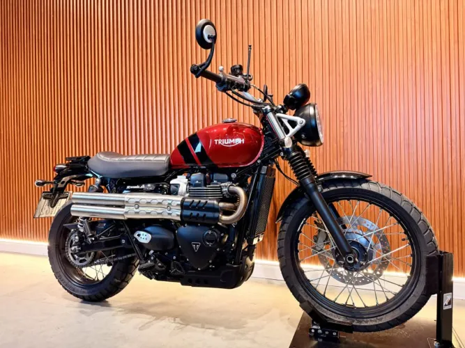 Triumph Scrambler 900CC 2023