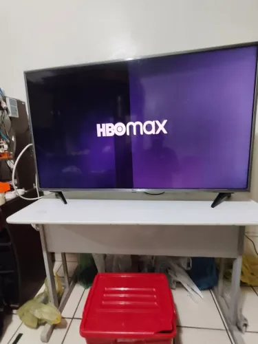 Vendo várias TVs smart e não smart