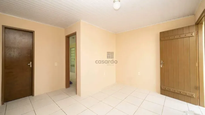 Casa exclusiva para aluguel com 2 quartos e quintal no bairro Três Vendas, Pelotas
