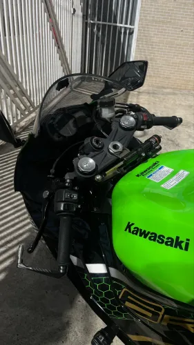 Kawasaki ninja Zx6r 636