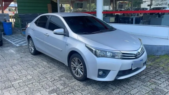Toyota Corolla Altis 2.0 Flex 16V Aut. 2016