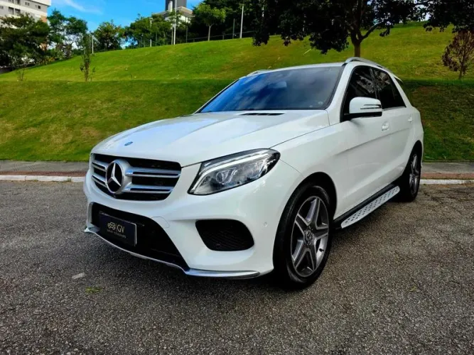 Mercedes-Benz GLE-350 Sport 4matic 3.0 V6 4X4 Diesel 2017