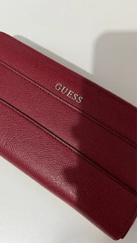 Carteira da GUESS