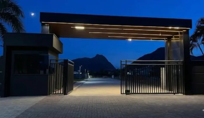 TERRENO EM VARGEM PEQUENA COM RGI - PRÓXIMO DE TODOS OS COMÉRCIOS