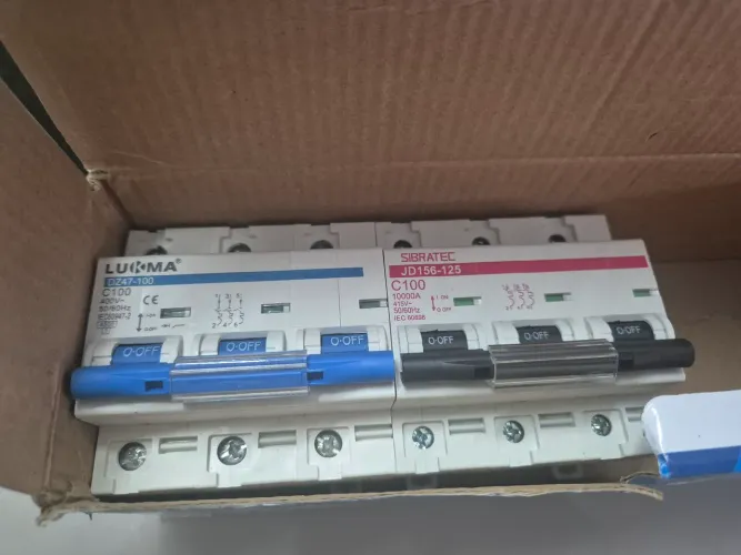 Disjuntor din 100A, curva C, unidade