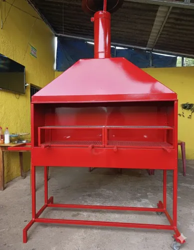 Churrasqueira para espetinho. 1.50 de comprimento. Profissional com exaustor e