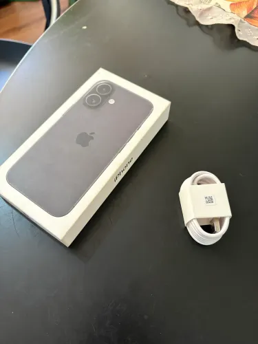 iPhone 16 128gb impecável