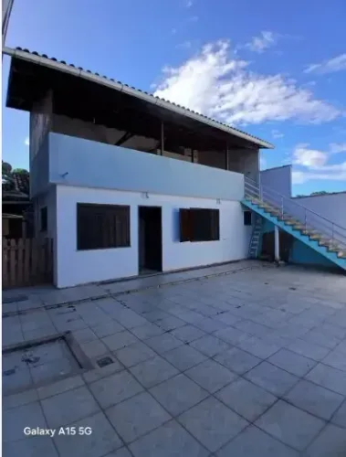 Casa com 3 quartos sendo 1 suíte, São Marcos - Macaé - RJ