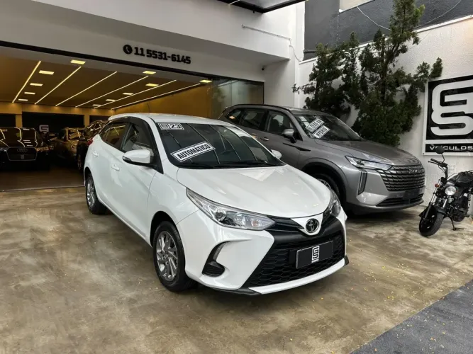 Toyota Yaris XS Connect 1.5 Flex 16V 5P AUT 2023