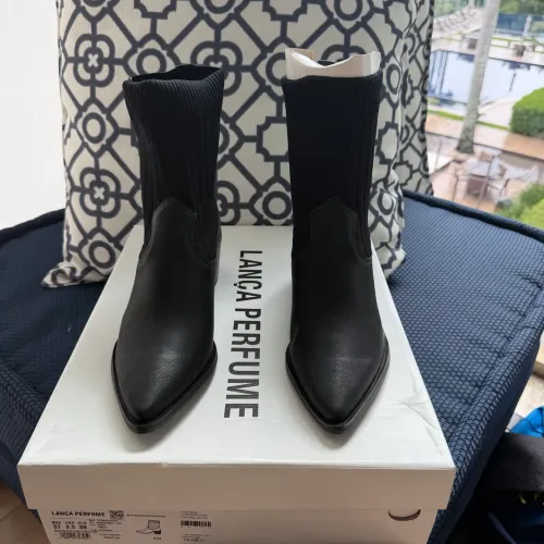 Bota Lança Perfume NOVA