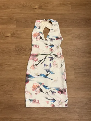 Vestido curto estampado