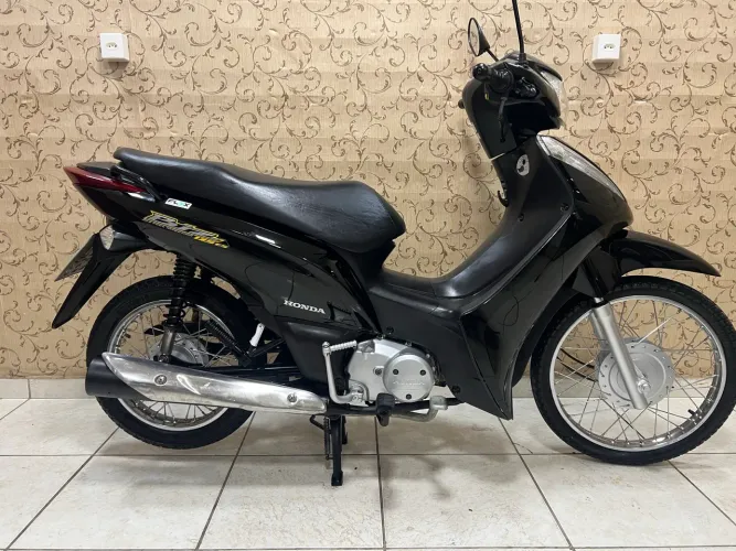 Vende-se Biz 125 es 2012