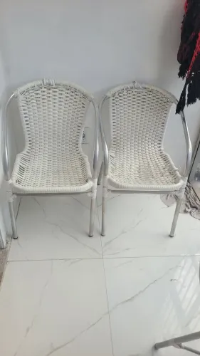 Cadeiras de alumínio