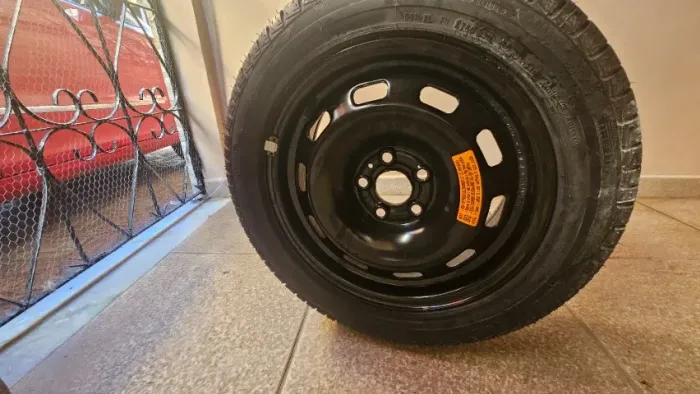 Pneu PIrelli P7 195 55 R15 Com Roda para Volkswagem