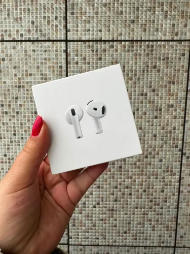 Airpods 4 